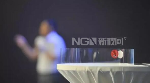 世界最薄玻璃，可360度彎曲――0.12M超薄電子玻璃