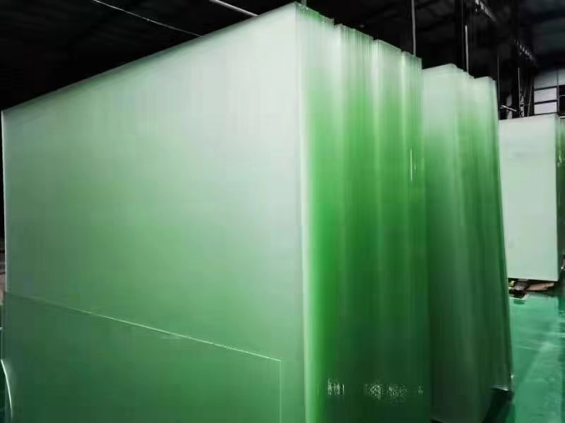玻璃龍頭南玻A三季度凈利腰斬，計提近7億資產減值損失，機構已大幅出逃