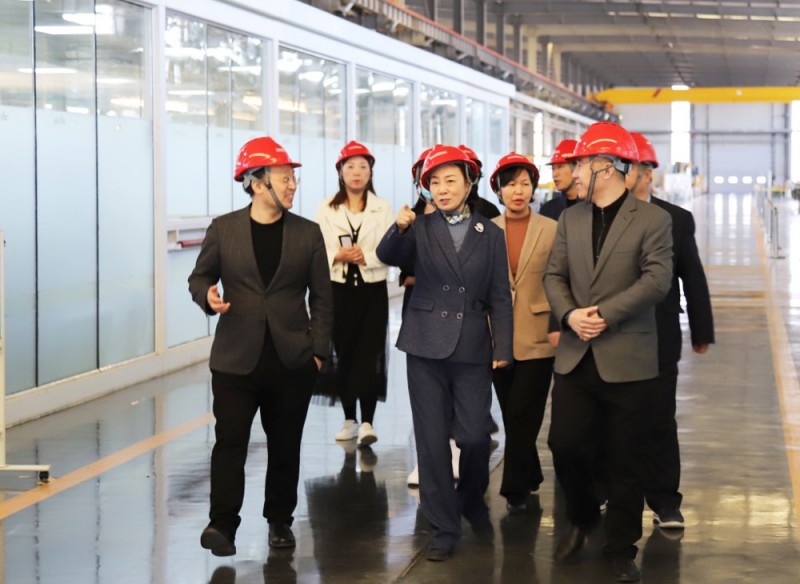 省工商聯(lián)調(diào)研組一行調(diào)研蘭迪機(jī)器
