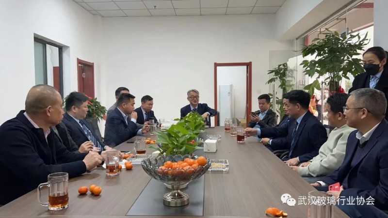 武漢玻璃行業(yè)協(xié)會揭牌